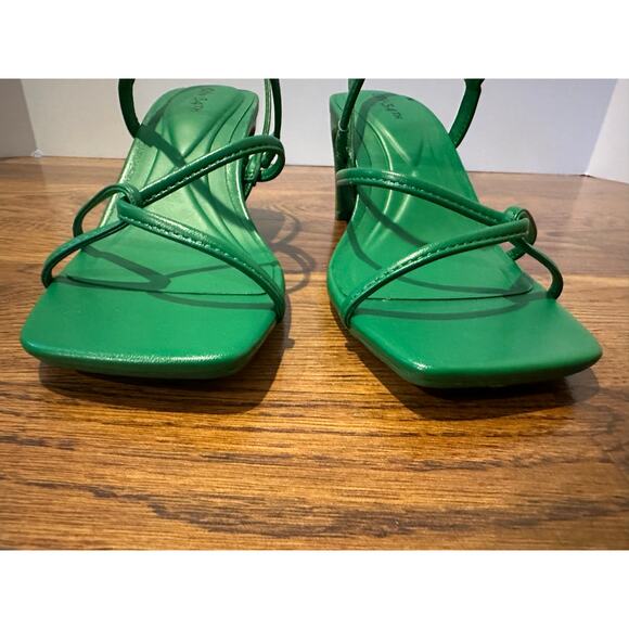 On 34th Women’s Cloverr Strappy Block Heel Sandals Green Size 7 NWT - Picture 4 of 10